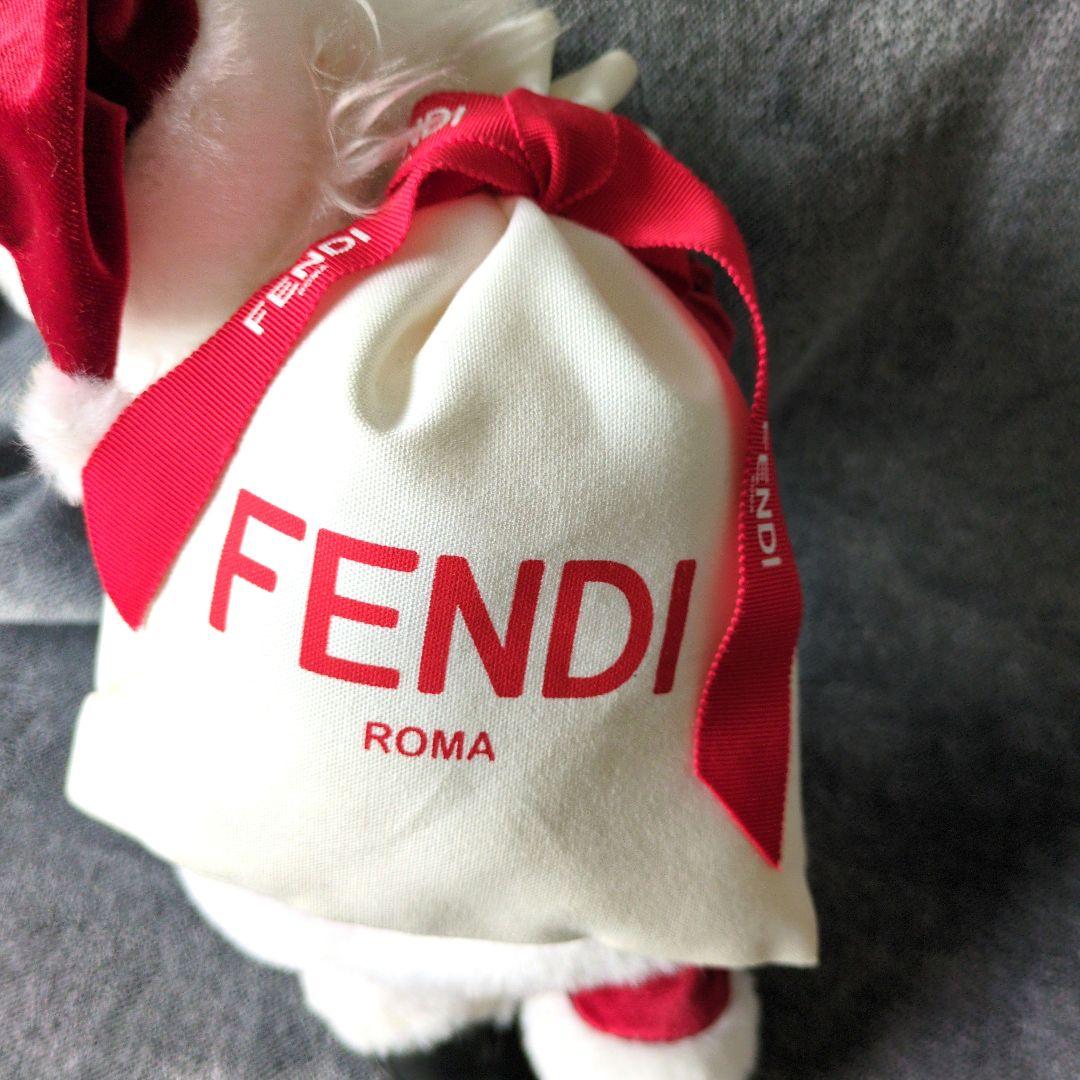 FENDI　非売品サンタクロース人形　フィギュア