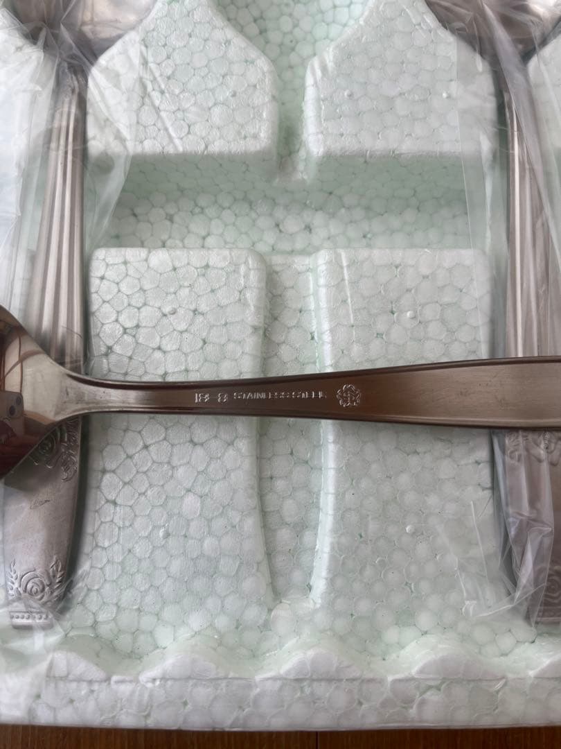 ステンレススチール カトラリーセット ナイフ フォーク スプーン【燕物産】