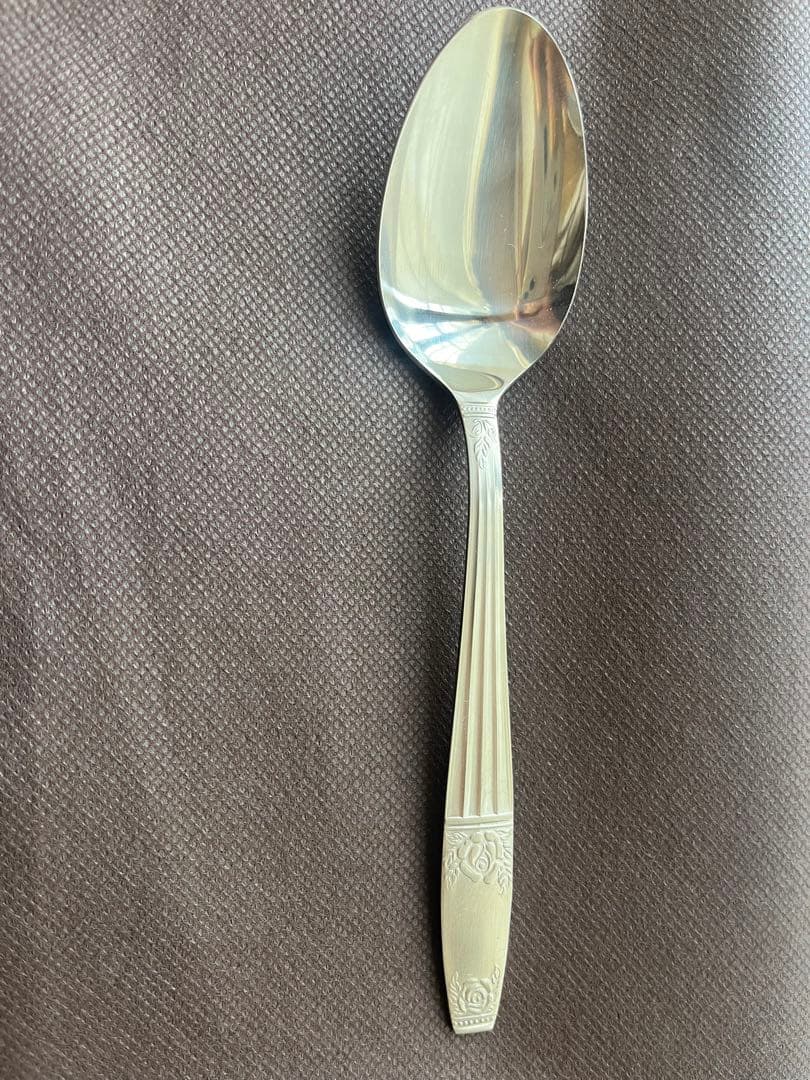 ステンレススチール カトラリーセット ナイフ フォーク スプーン【燕物産】