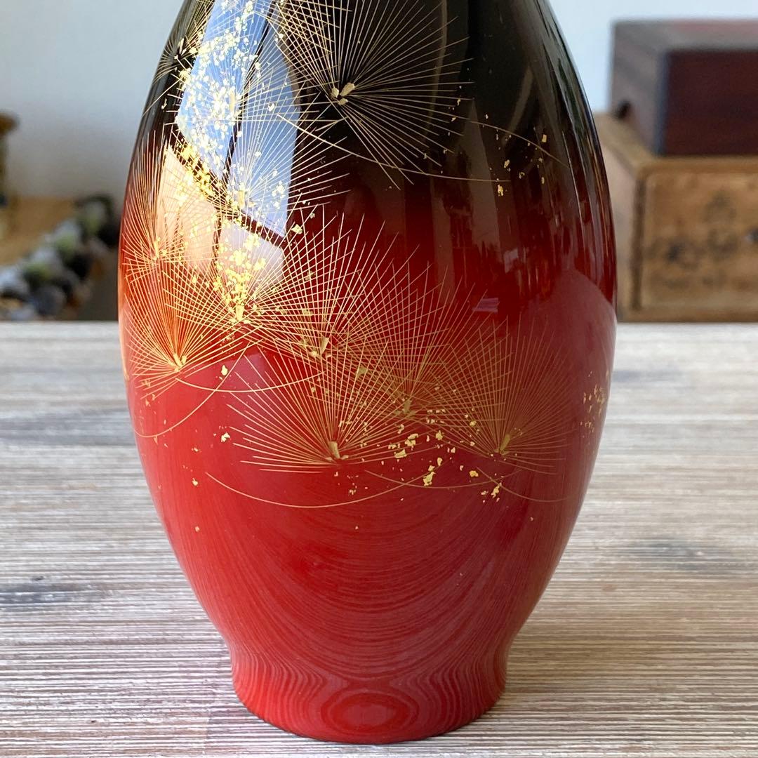 輪島塗　黒朱　花器　一輪挿し　花瓶　鶴首型　沈金　ぼかし塗