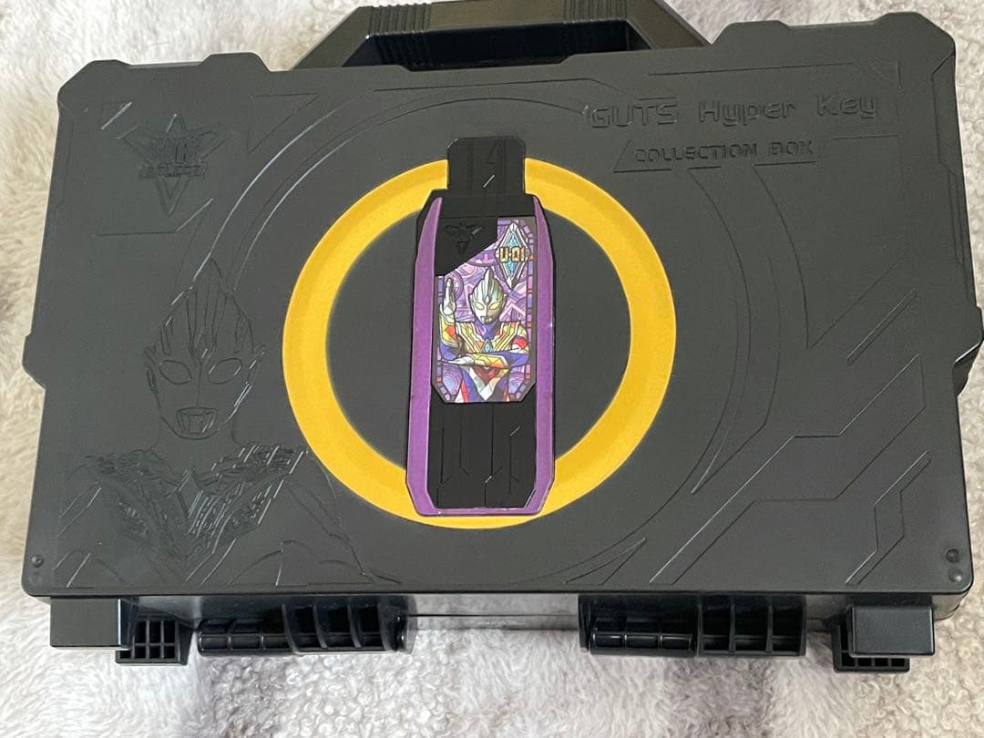 ウルトラマントリガー ガッツスパークレンスメモリアル ハイパーキー