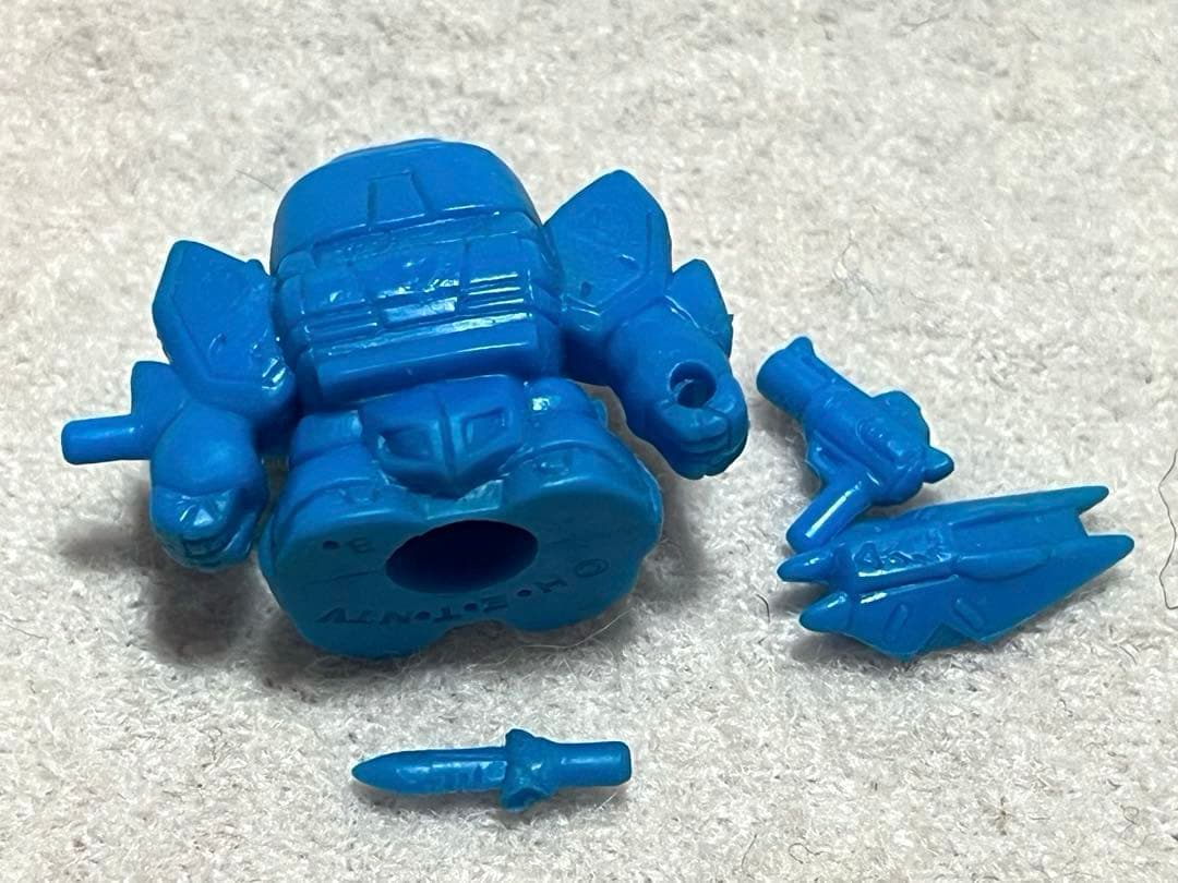 SDパトレイバー　ガシャポン　ガチャ　消しゴム　戦士シリーズ　サターン　青色