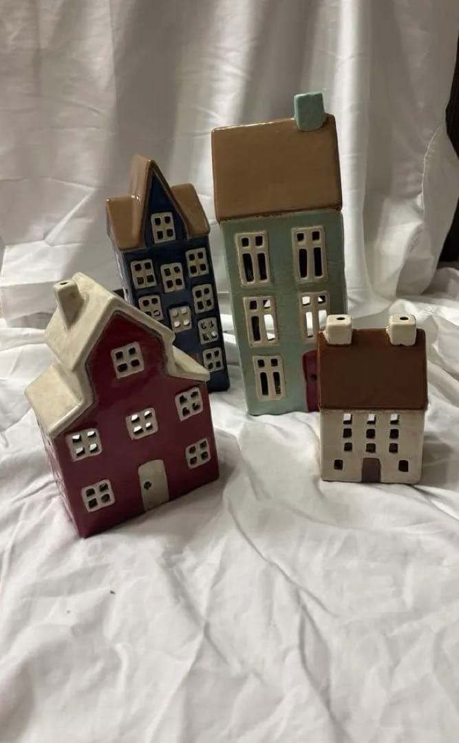 陶器製家型置物セット（キャンドルハウス）