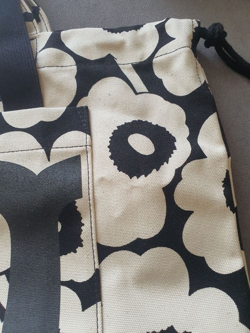 マリメッコ/ Mono City Tote Unikko トートバッグ