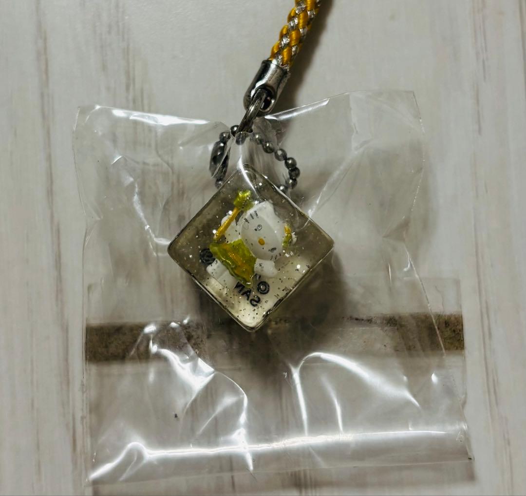 激レア/ご当地キティ/イルミネーション/クリアキューブ/サンリオ/ハローキティ