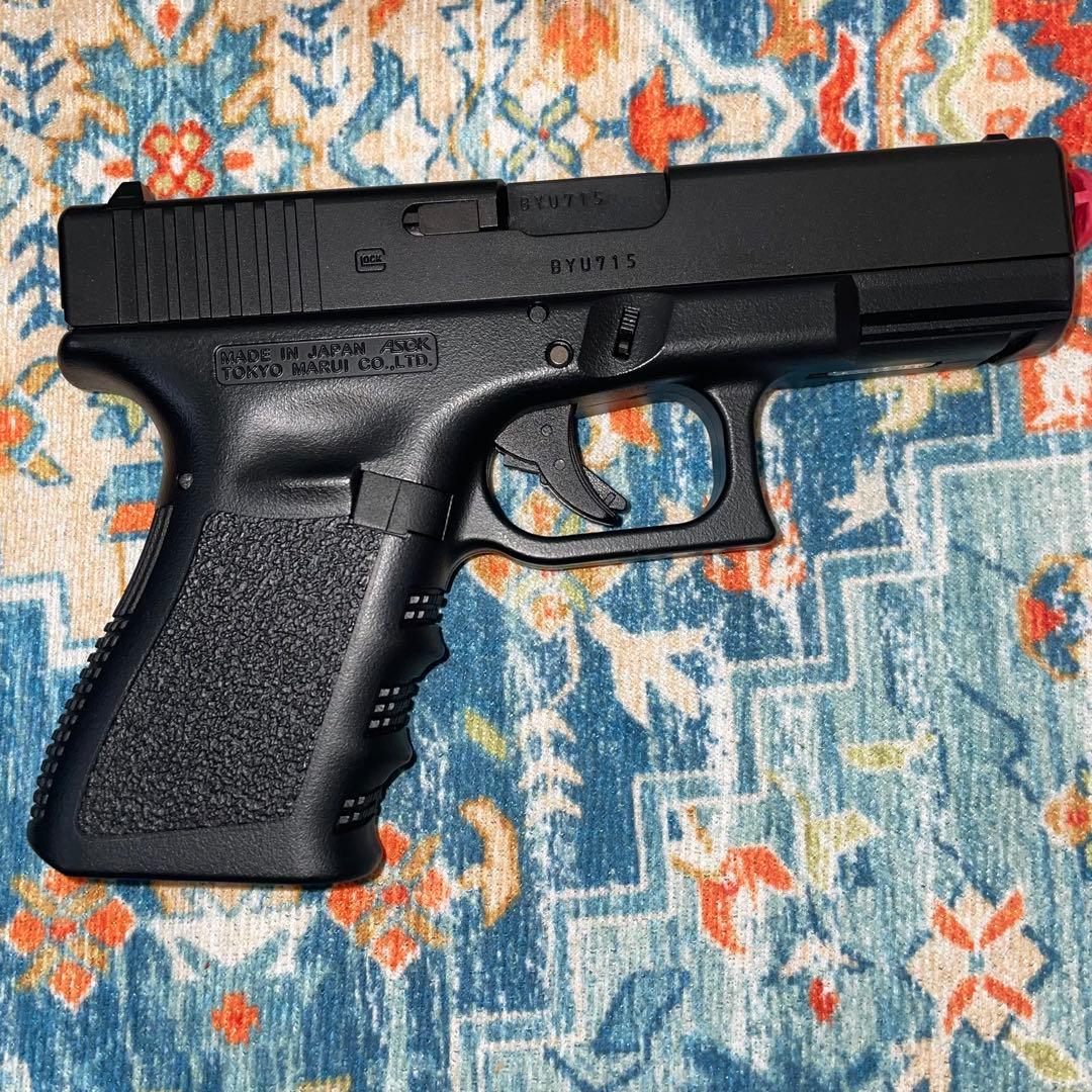 東京マルイ ガスハンドガン グロック19 Gen3 予備マガジン付 ほぼ未使用