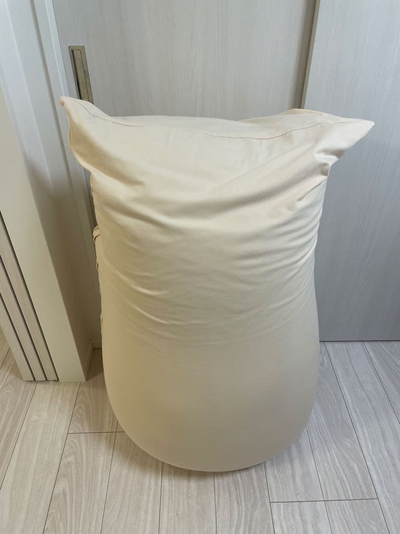 ゆっきー　Yogibo short ヨギボーショート クリームホワイト