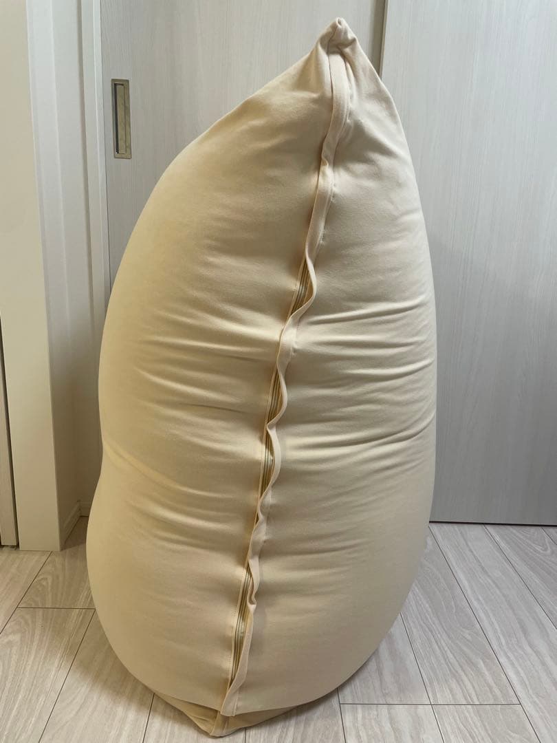 ゆっきー　Yogibo short ヨギボーショート クリームホワイト