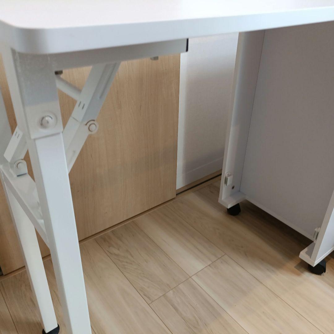 折りたたみネイルテーブル 白