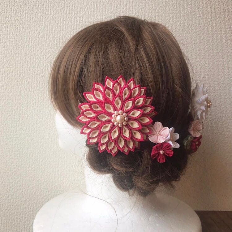 つまみ細工 成人式 髪飾り