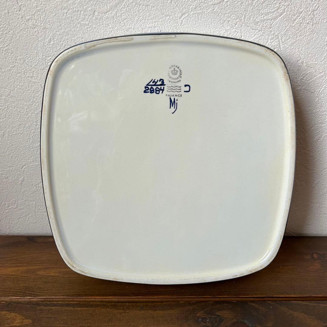 ロイヤルコペンハーゲン テネラ 鳥 スクエアプレート　マリアンヌ・ジョンソン