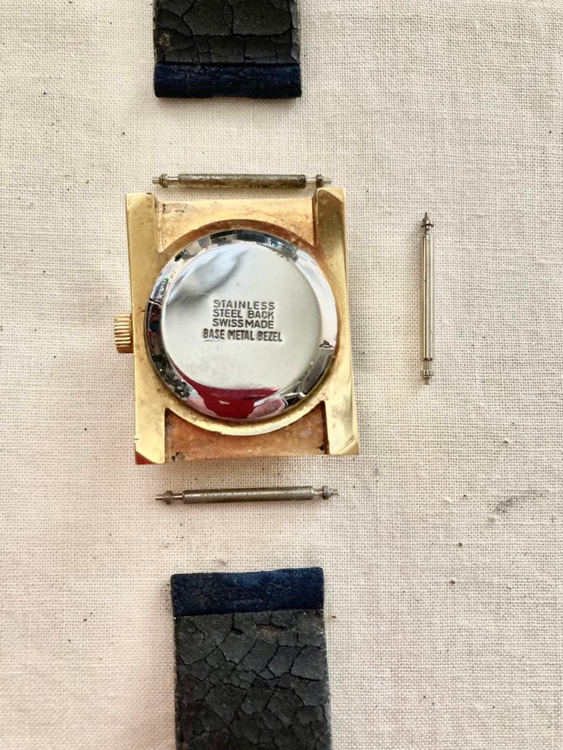 ビンテージリストウォッチ(SICURA メンテ　修理必須)