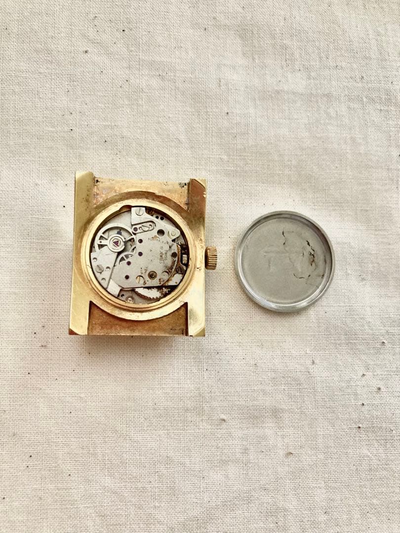 ビンテージリストウォッチ(SICURA メンテ　修理必須)