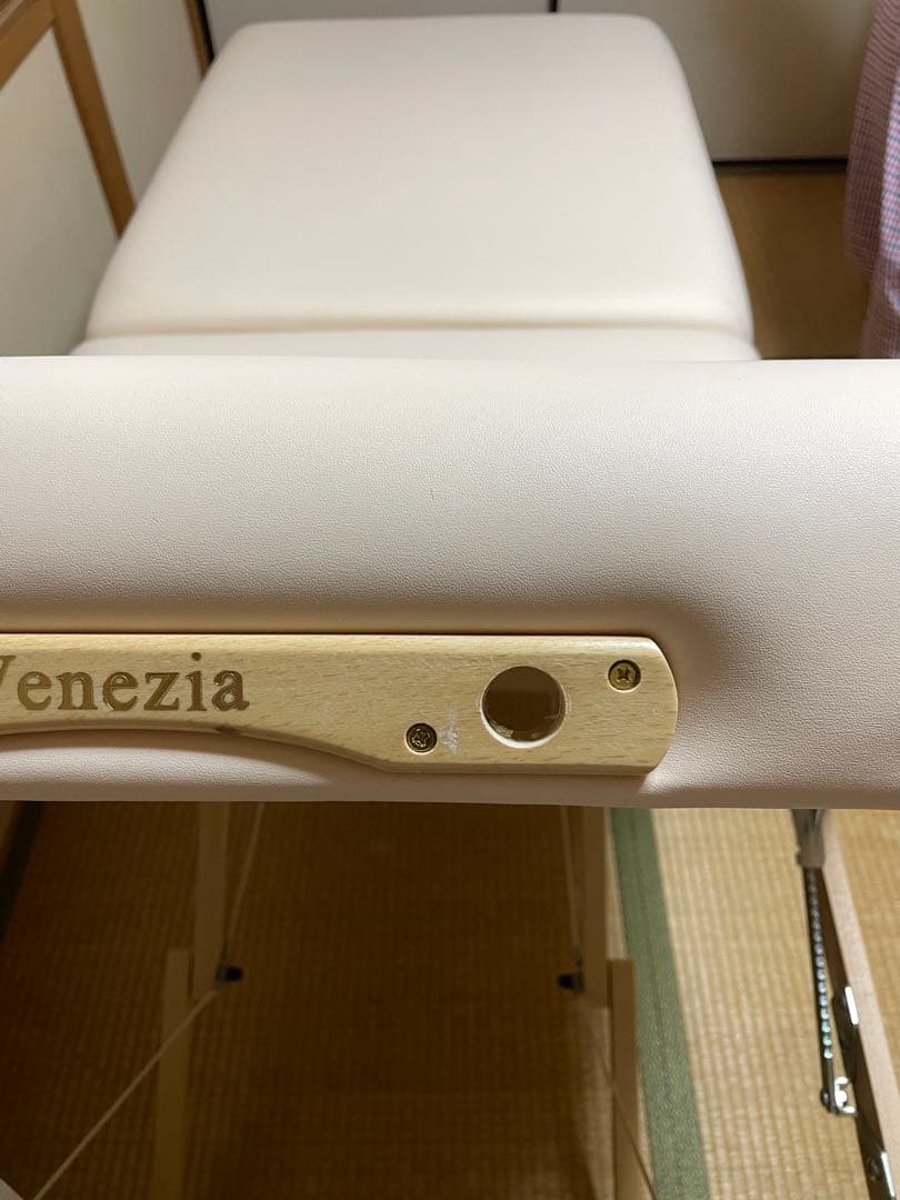 ベネチアチルトフェイスホール　折りたたみベッド