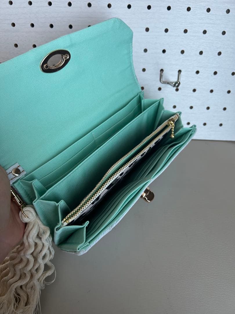 ☆*✩(⋆ᴗ ᴗ ⋆)✩*☆様♡ デニムリメイク♡長財布 ヒョウ柄 タッセル