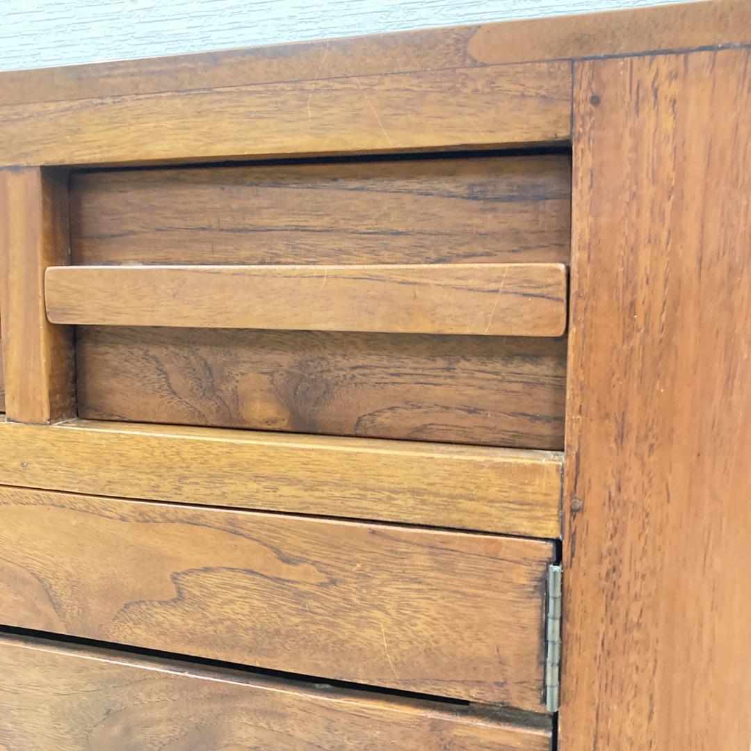 木製　キャビネット　サイドボード　収納　天然木