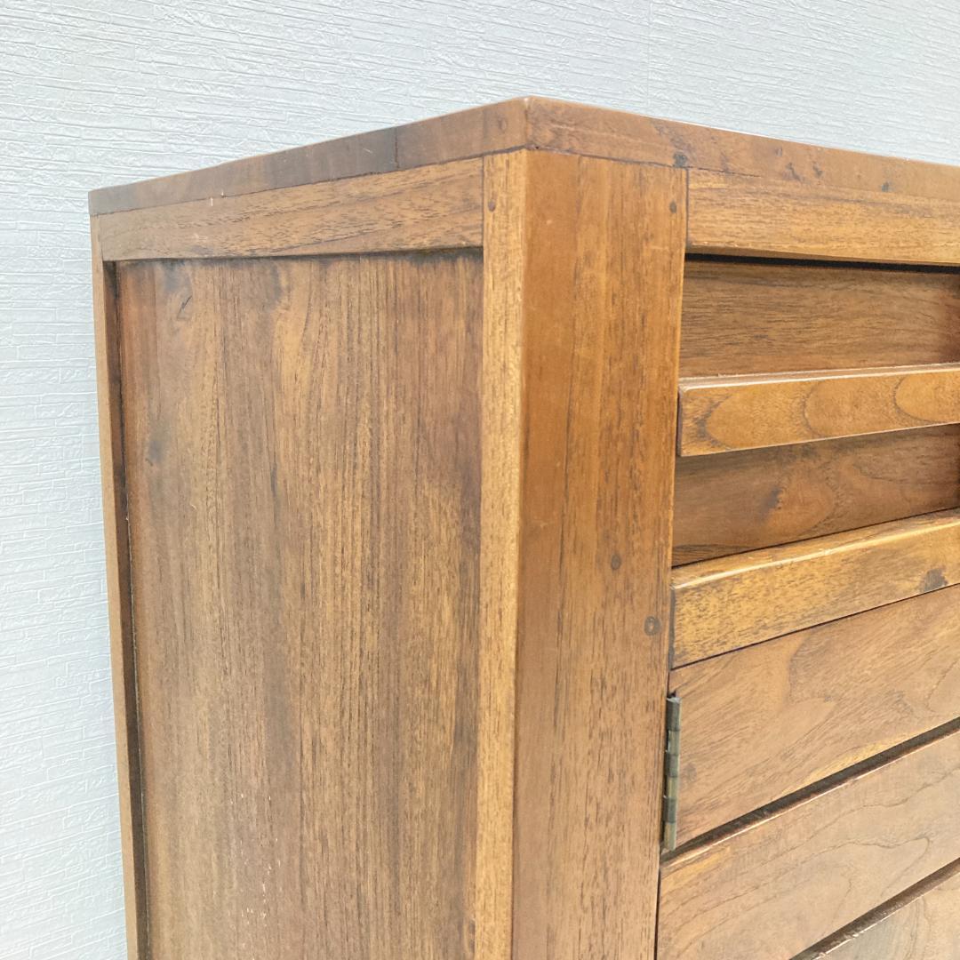 木製　キャビネット　サイドボード　収納　天然木