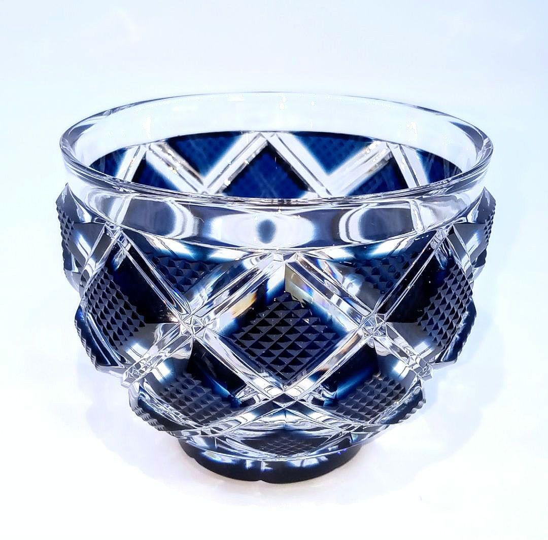 【新品未使用】島津薩摩切子 薩摩ガラス工芸作 小付鉢 藍 二重矢来に魚子文