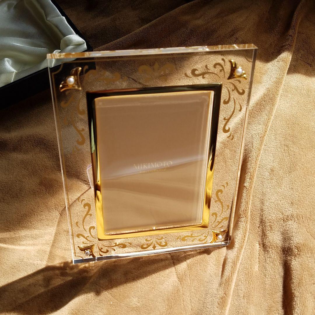 ミキモトのフォトスタンド