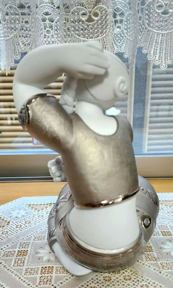 極美品 LLADRO　リヤドロ インドの美 ヤングインディアン 置物