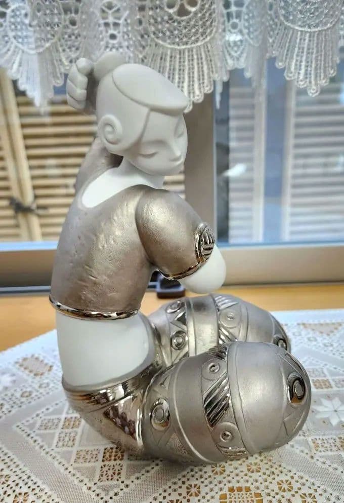 極美品 LLADRO　リヤドロ インドの美 ヤングインディアン 置物