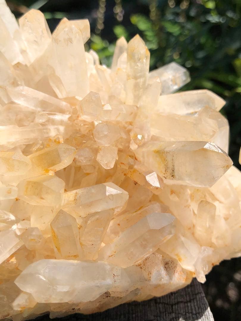 ❤️買い得　1kg 超レア　花形　強いパワー　極みの逸品　クラスター　水晶