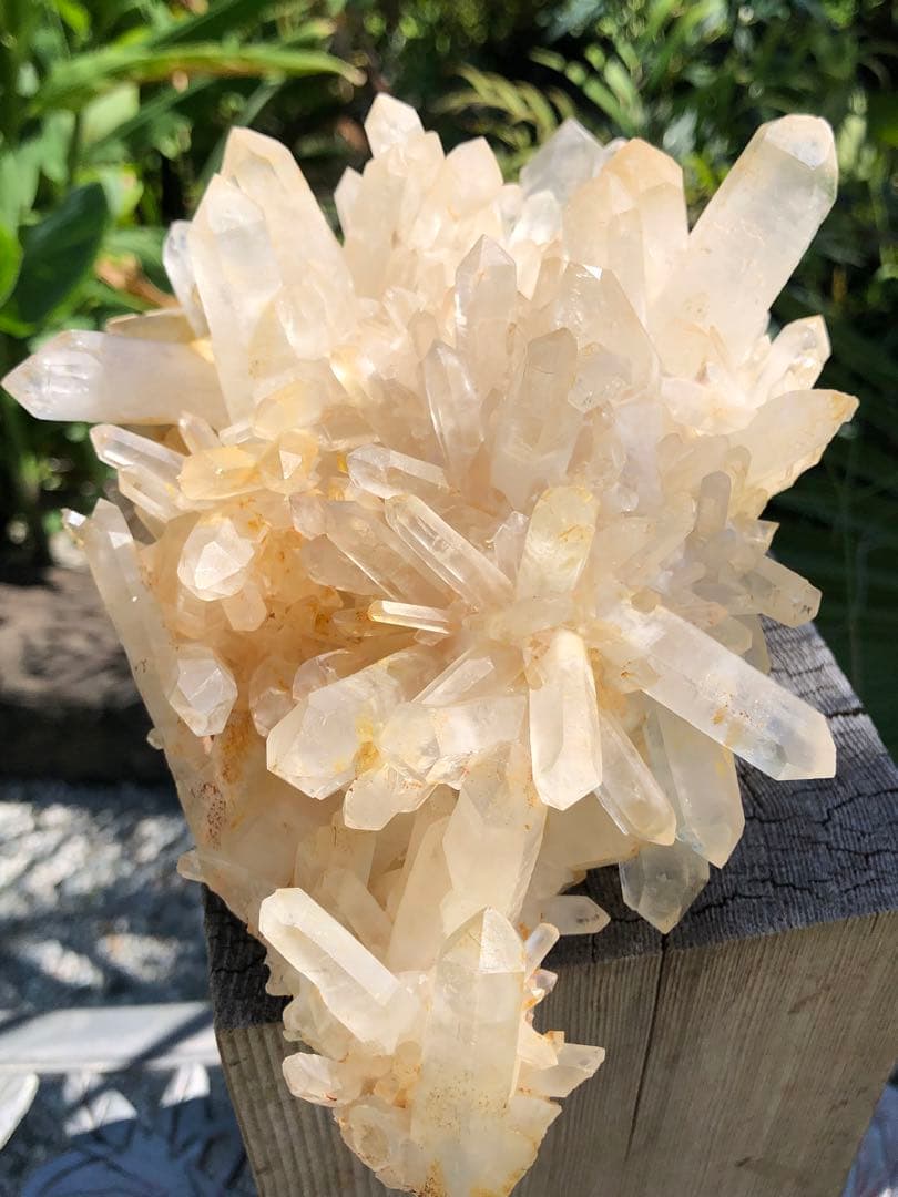 ❤️買い得　1kg 超レア　花形　強いパワー　極みの逸品　クラスター　水晶