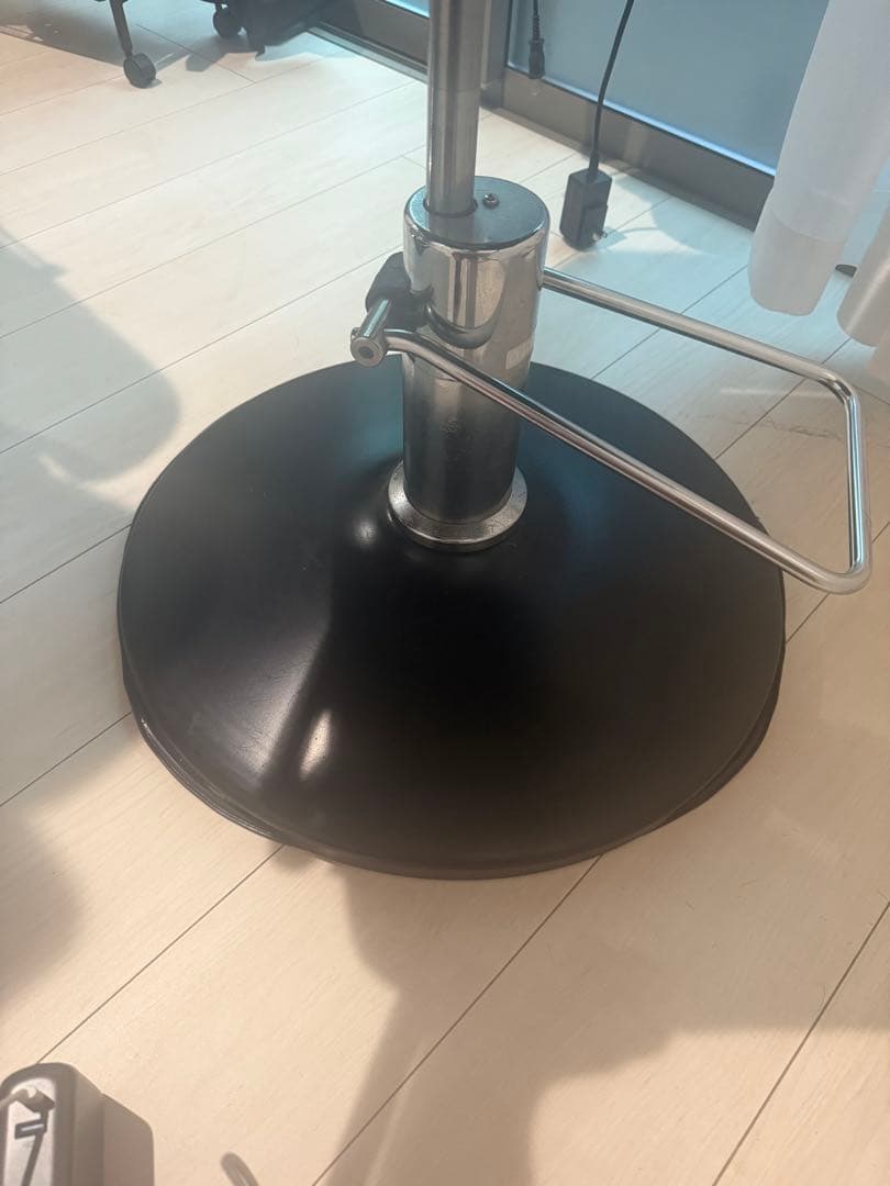 タカラベルモント　スタイリングチェアー　バーバーチェアー