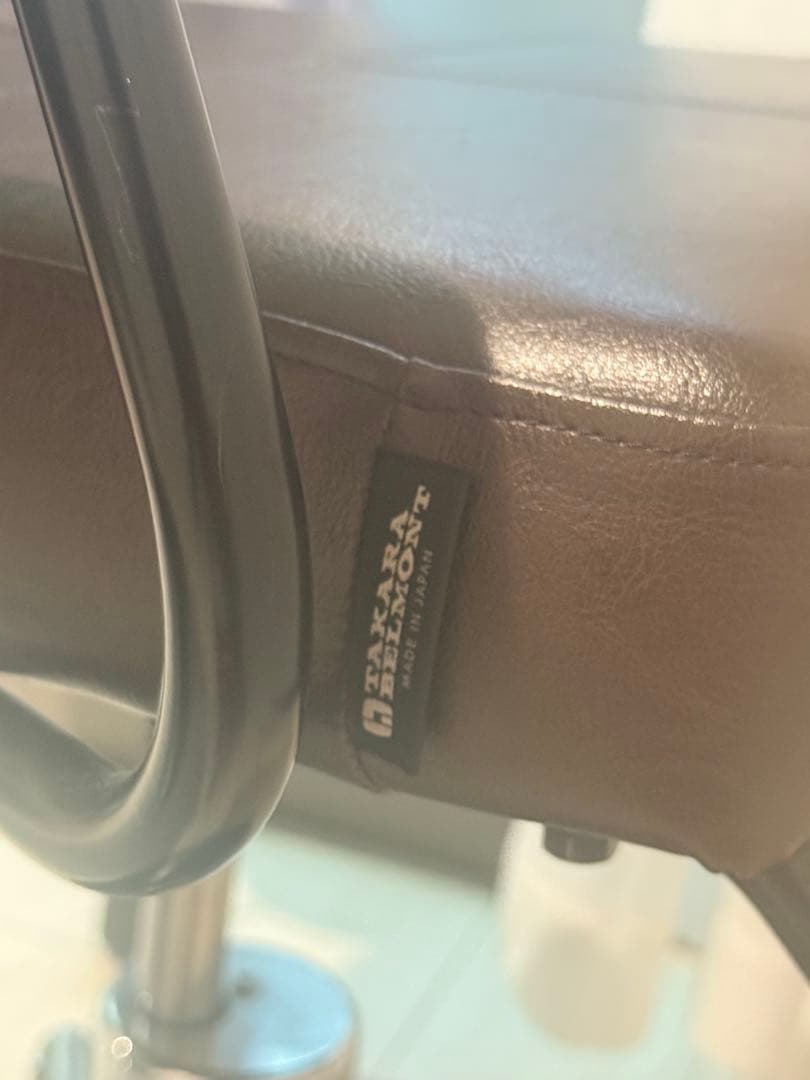 タカラベルモント　スタイリングチェアー　バーバーチェアー