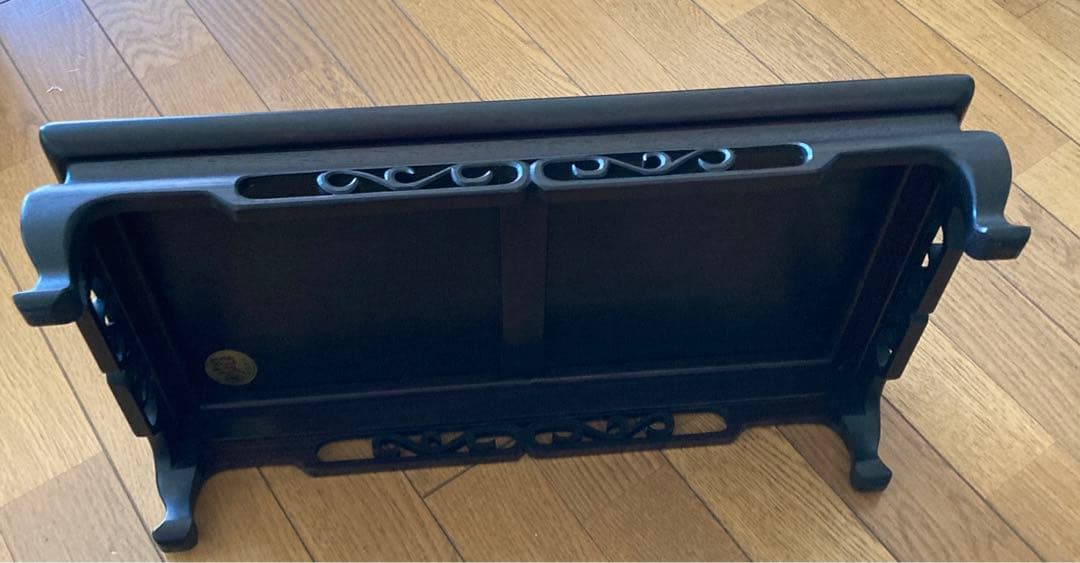 大阪唐木　花台　唐草彫り 1.6尺