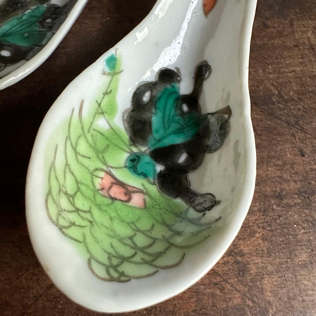 【希少】清朝期 色絵 蝶の図 散蓮華 2客 中国古玩 中国美術 骨董品