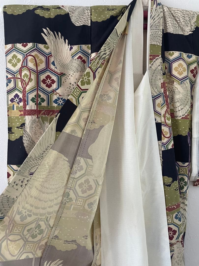 七五三　3歳　アンティークお着物セット　正絹　抹茶色の総絞り被布　ブーツ