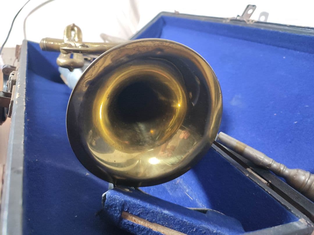 Nikkanトランペット マウスピース付き - メルカリ