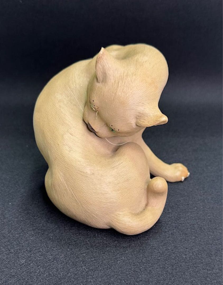 猫の陶器製焼物