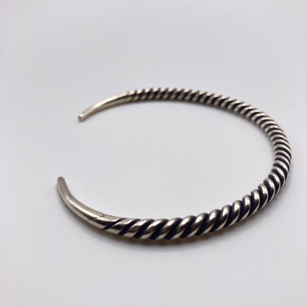 カレン族　シルバー　バングル　ユニセックス