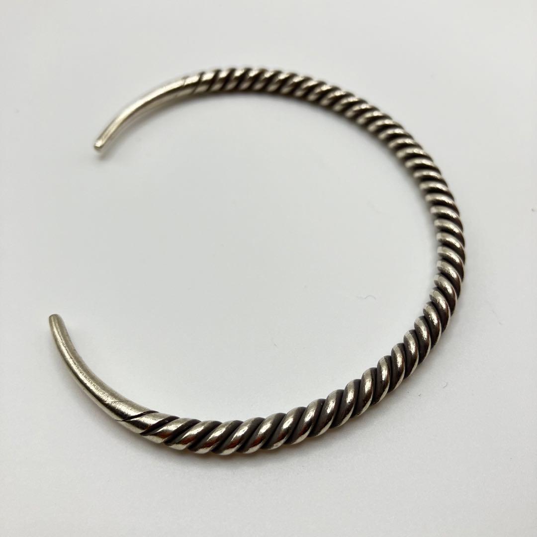 カレン族　シルバー　バングル　ユニセックス