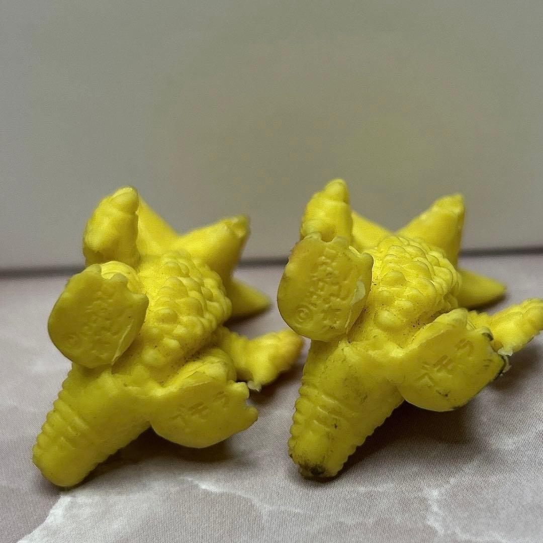 ウルトラ怪獣消しゴム ゴモラ 黄色 2匹 - メルカリ