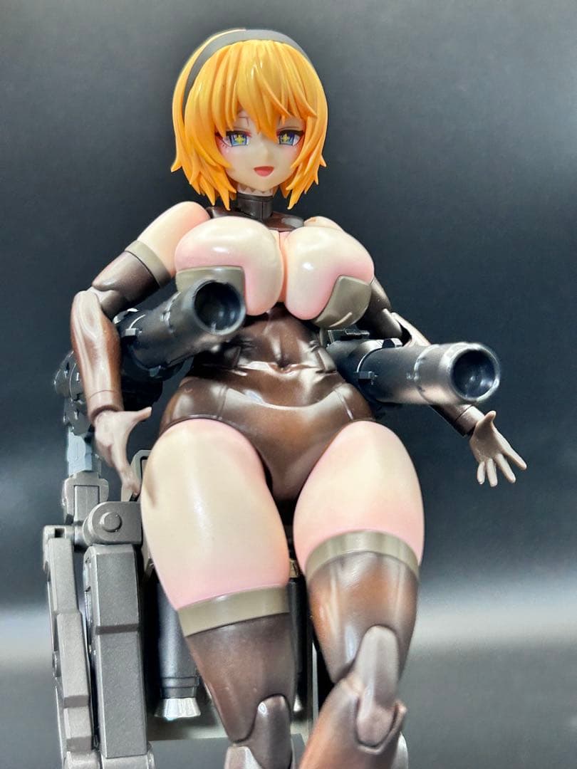 フレームアームズ・ガール 輝鎚・甲　砲撃型　塗装完成品　コトブキヤ