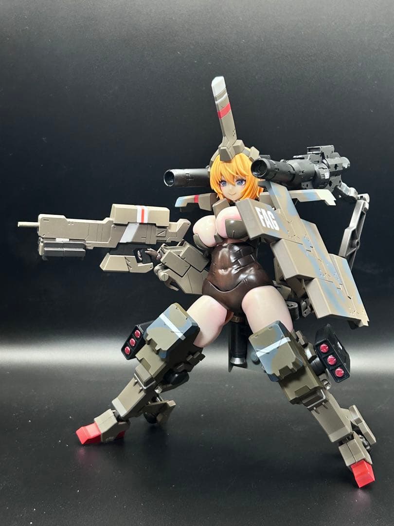 フレームアームズ・ガール 輝鎚・甲　砲撃型　塗装完成品　コトブキヤ