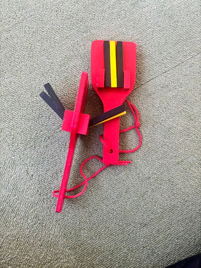 木製 鳴子 赤 黒 黄色 61個(30人分＋1個)