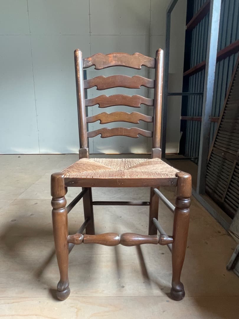 木製カントリースタイル椅子