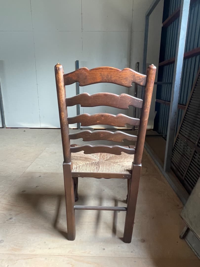 木製カントリースタイル椅子