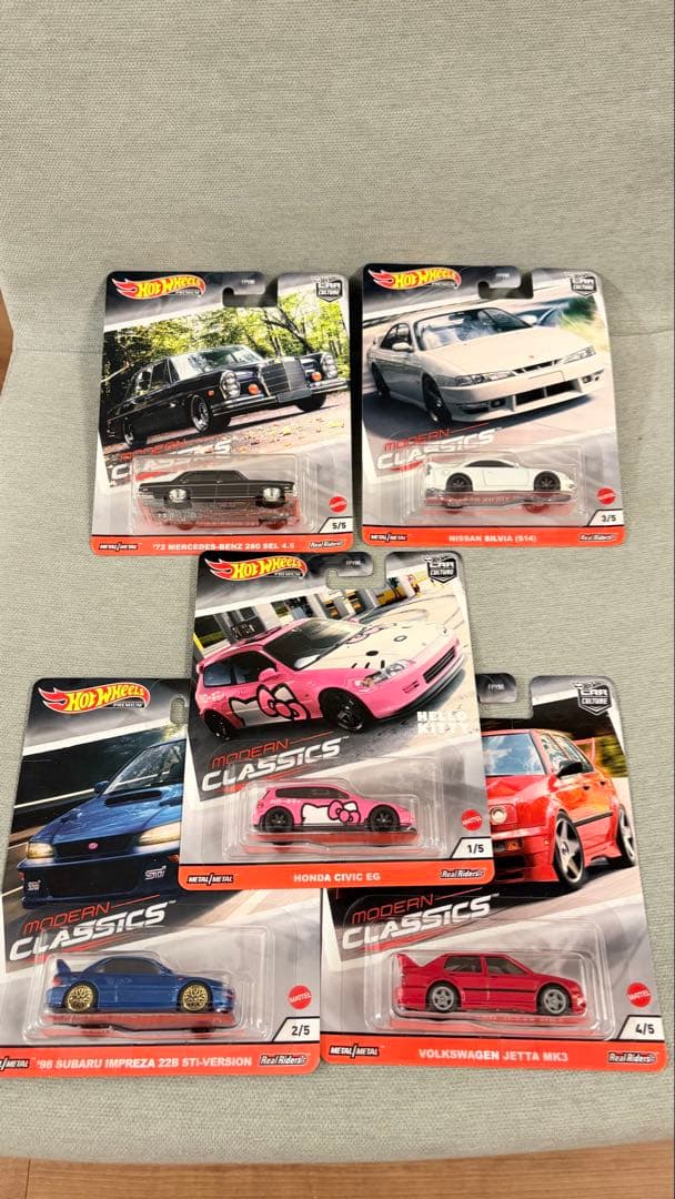 HOT WHEELS MODERN CLASSIC 未開封　5台セット！