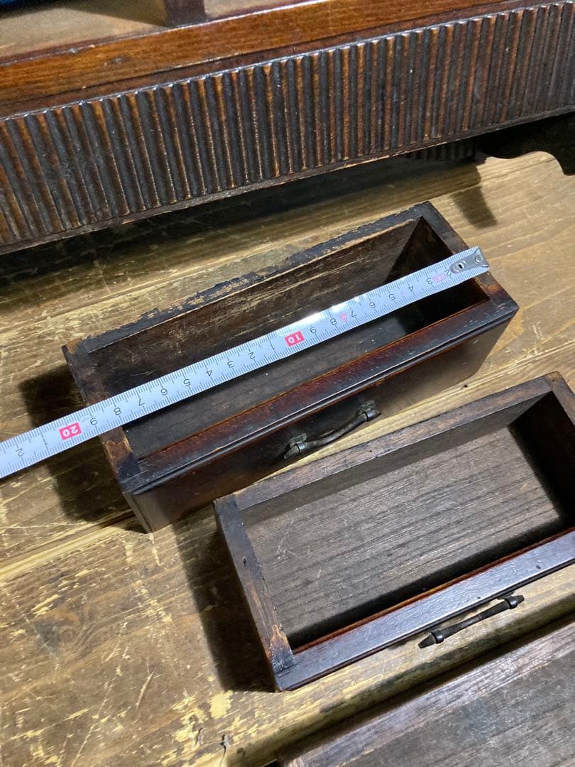 A 壁掛けインテリア　レトロ　ヴィンテージ　壁掛けミラー　アンティーク調　鏡