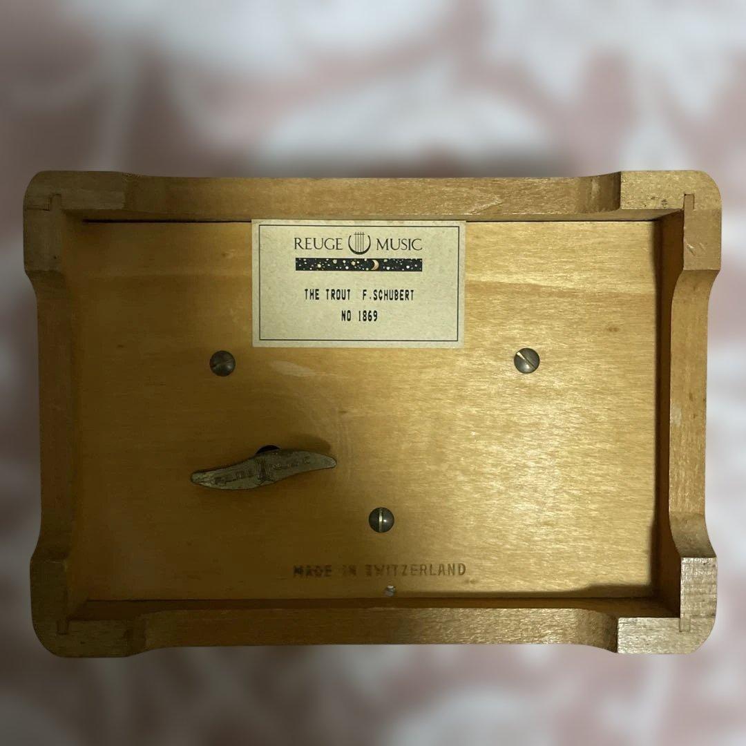 希少限定品　リュージュ社製　オルゴール 36弁　ます（Die Forelle）