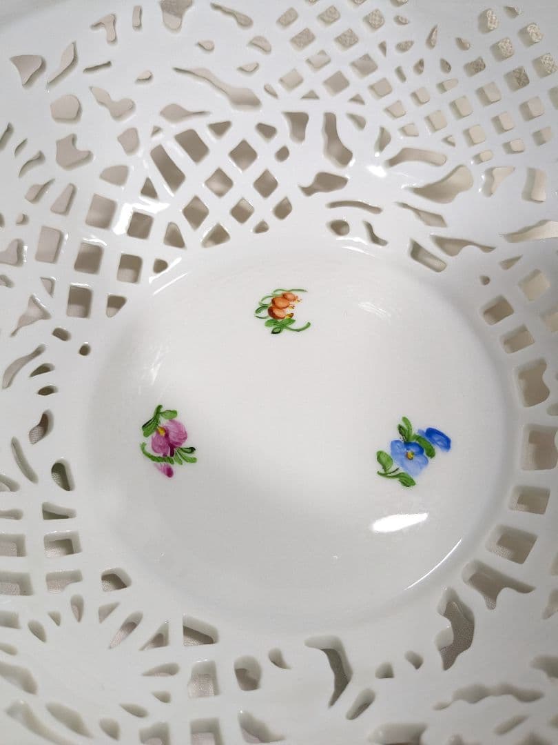 ヘレンド ファンタジー ボンボニエール 大型 透かし彫刻