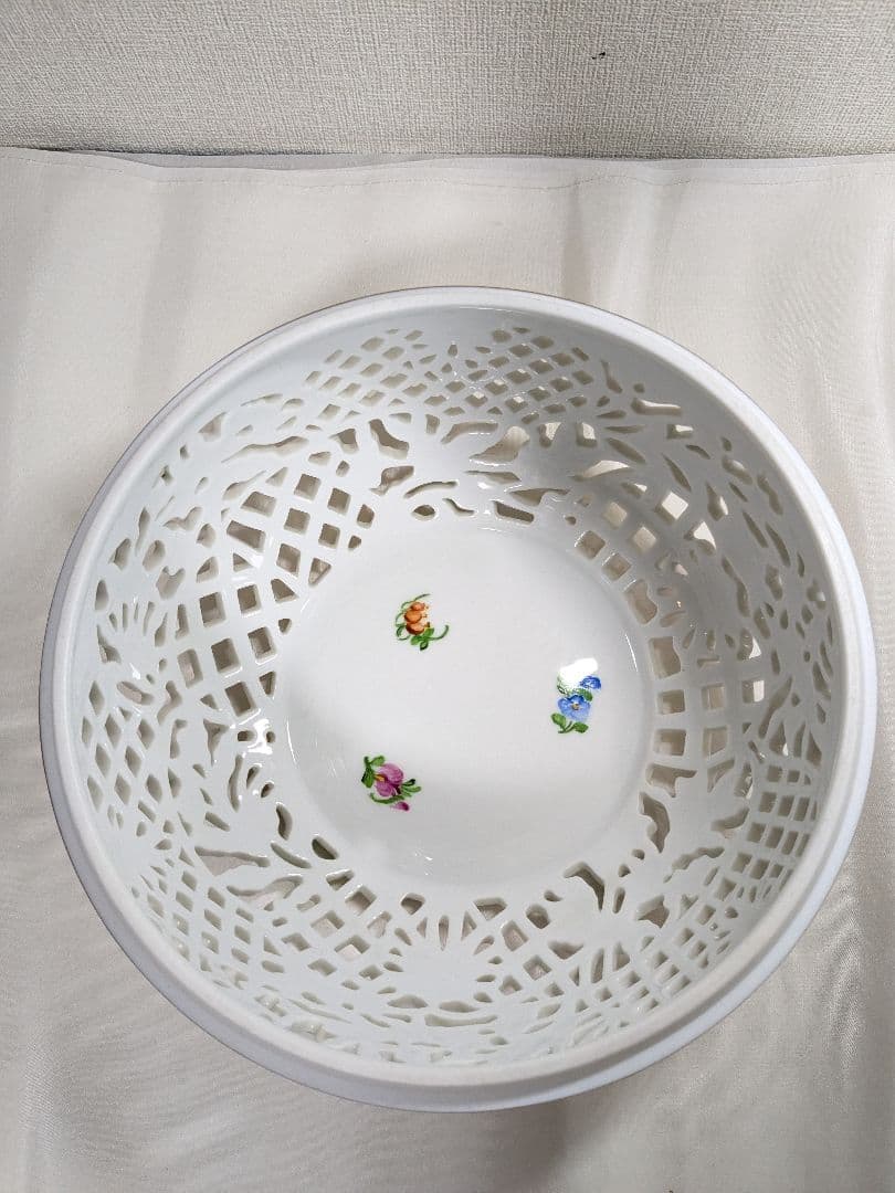 ヘレンド ファンタジー ボンボニエール 大型 透かし彫刻