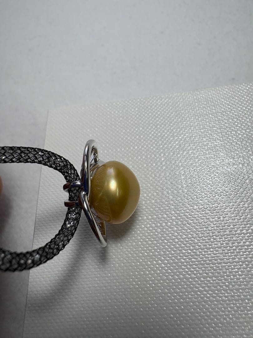 南洋ゴールドパール シルバー　メッシュ　ペンダントトップ　バロック