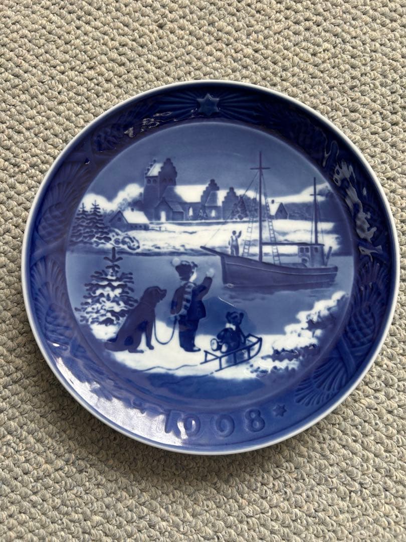 ロイヤルコペンハーゲン イヤープレート1998年皿 - メルカリ