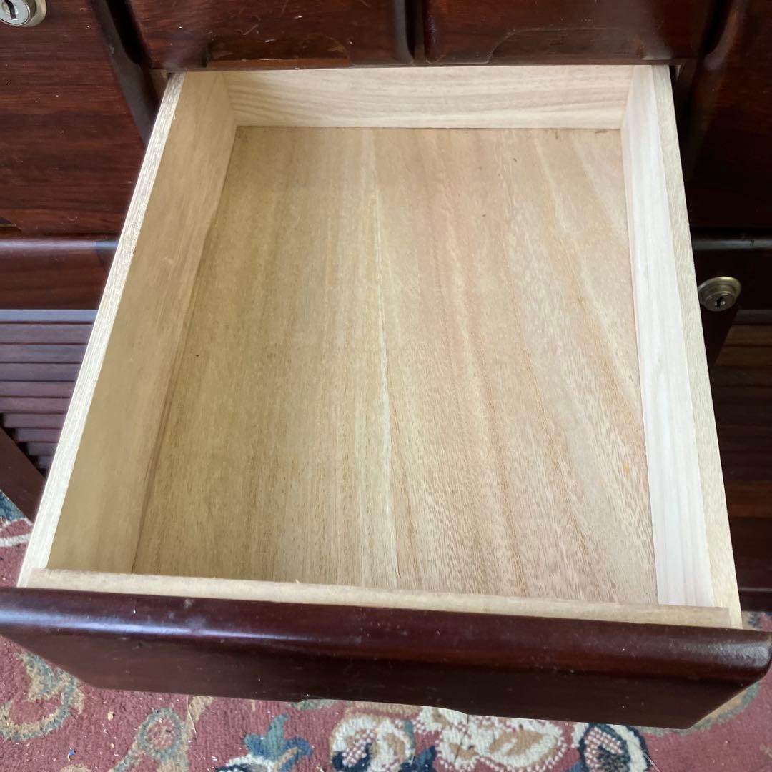 昭和レトロ 三聖 13杯多数収納 木製サイドボード 飾り棚 キッチンボード古家具